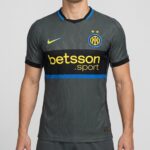 Inter de Milão Third 26-27 Jogador